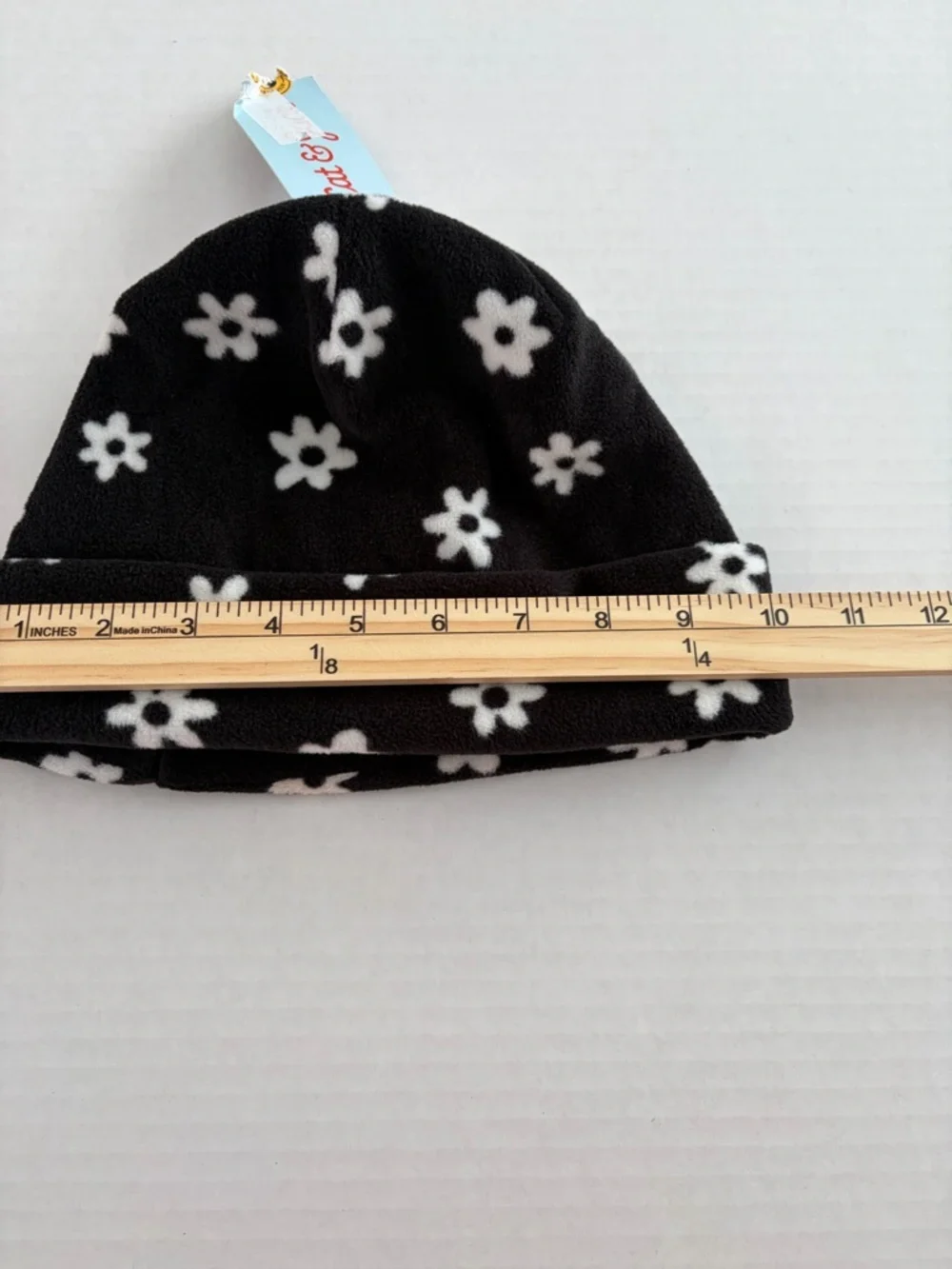 Cat & Jack Black White Daisy Fleece Beanie OSFM Kids NWT
